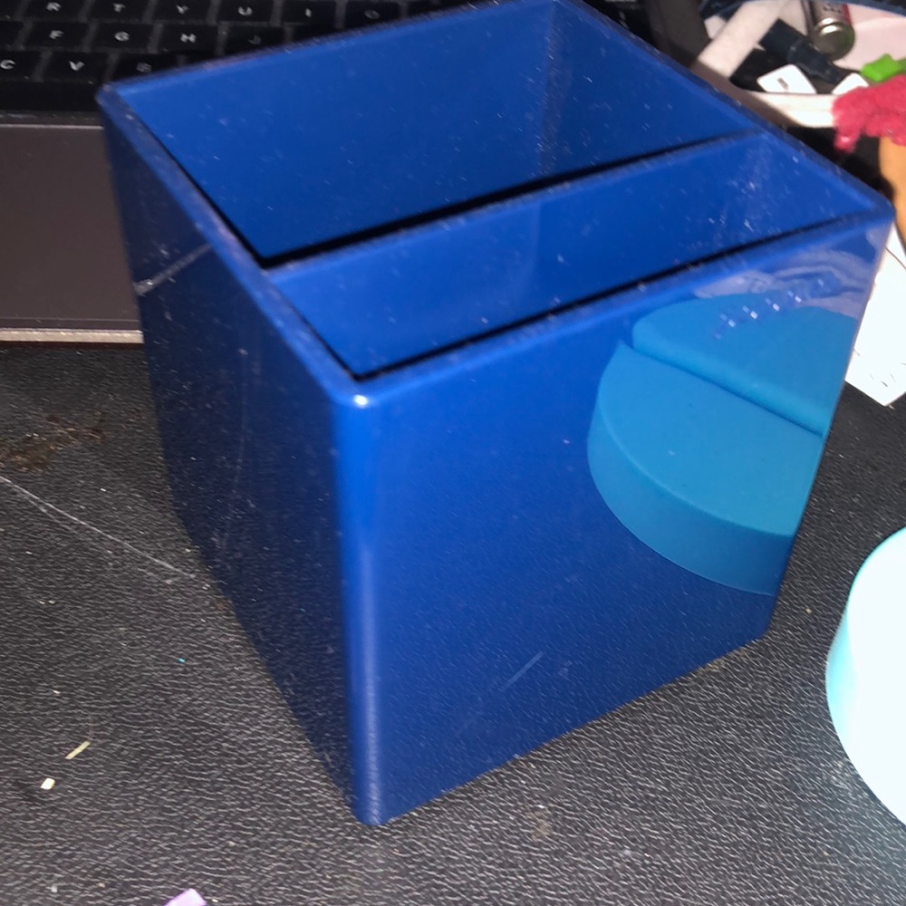 NWT Poppin pen cup